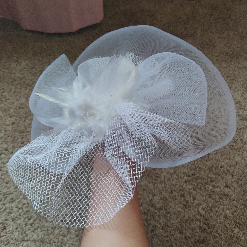 5 Fascinator Hair Accessories - Picture 7 of 16